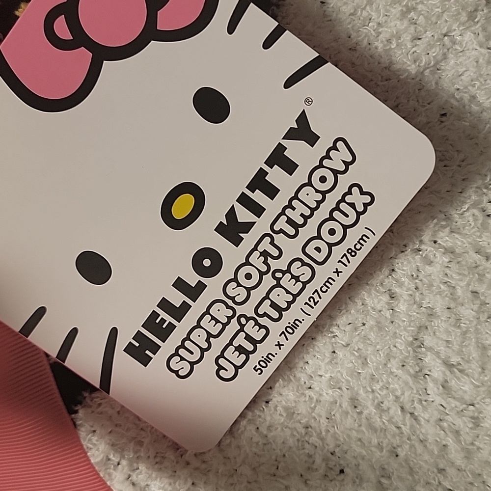 HELLO KITTY SUPER SOFT THROW - Picture 2 of 4